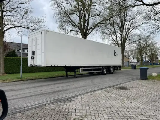 Box trailer